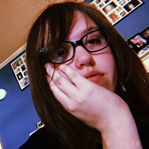 Meet your Posher, Caileigh